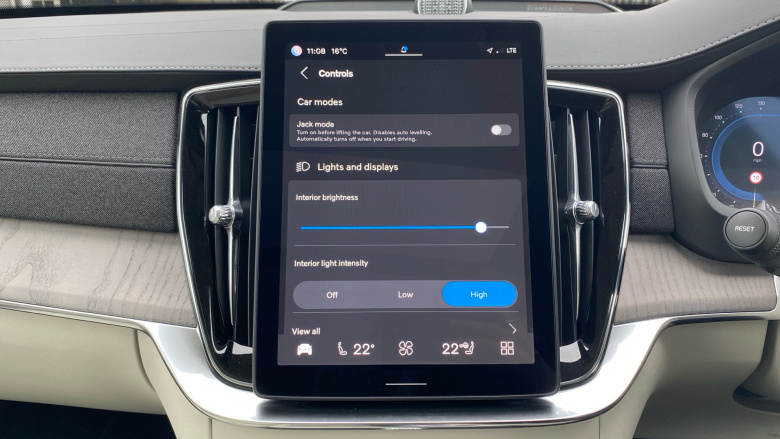 Volvo XC90 2.0 T8 PHEV Ultra Dark 5dr AWD Geartronic Estate